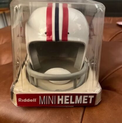 New England Patriots Mini Throwback Helmet 1965-1981 White 6.5×5 In